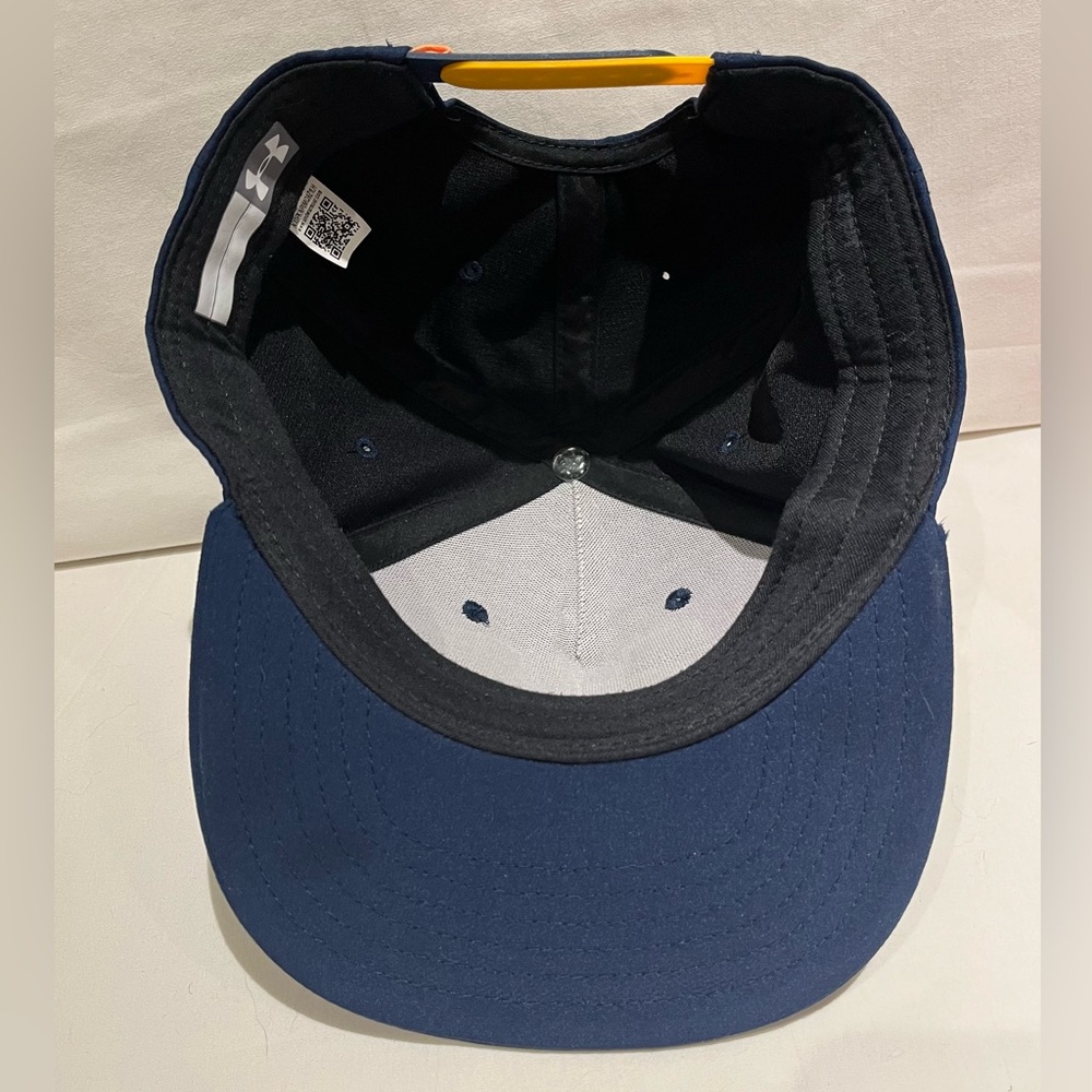 Under Armour Cap - image 5